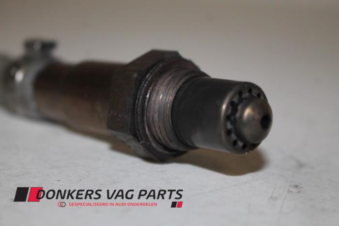 Lambda probe from a Audi A4 Avant (B8) 2.0 TDI 16V Quattro 2010