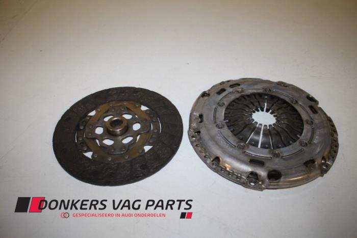 Begagnade Tryckplåt Audi A3 Pris € 73,00 Marginaltabell erbjuds av Donkers VAG Parts