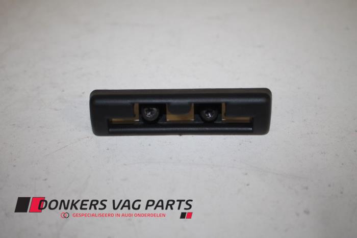 Usagé Divers Audi SQ7 (4MB/4MG) 4.0 TDI V8 32V Prix € 2,99 Prix TTC proposé par Donkers VAG Parts