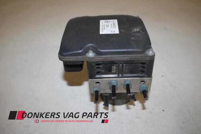 Begagnade ABS-pump Audi A7 Sportback (4GA/4GF) 3.0 TDI V6 24V Quattro Pris € 275,00 Marginaltabell erbjuds av Donkers VAG Parts