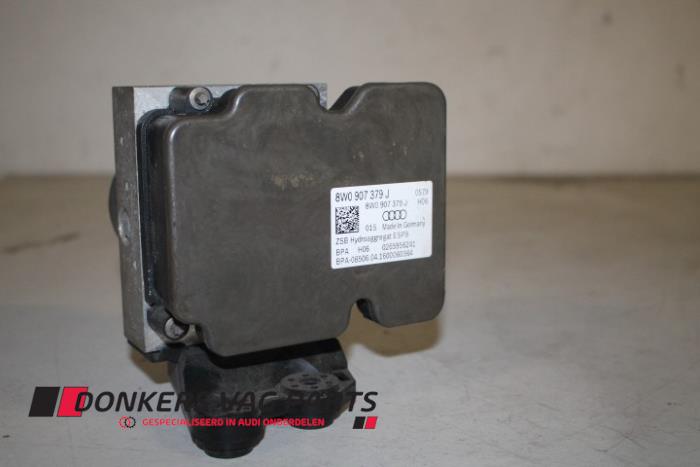 Begagnade ABS-pump Audi A4 (B9) 2.0 35 TDI 16V Pris € 726,00 Marginaltabell erbjuds av Donkers VAG Parts