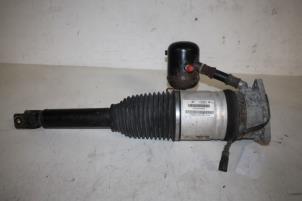 Used Rear shock absorber, left Audi A8 Price € 200,00 Margin scheme offered by Autoparts Veghel