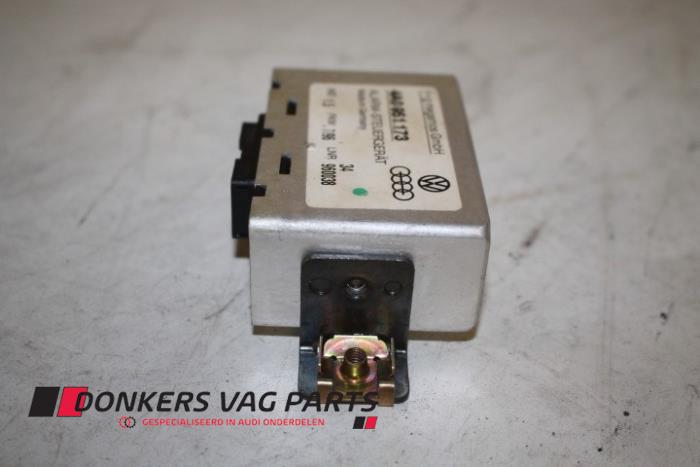 Begagnade Larmmodul Audi A6 Pris € 10,00 Marginaltabell erbjuds av Donkers VAG Parts
