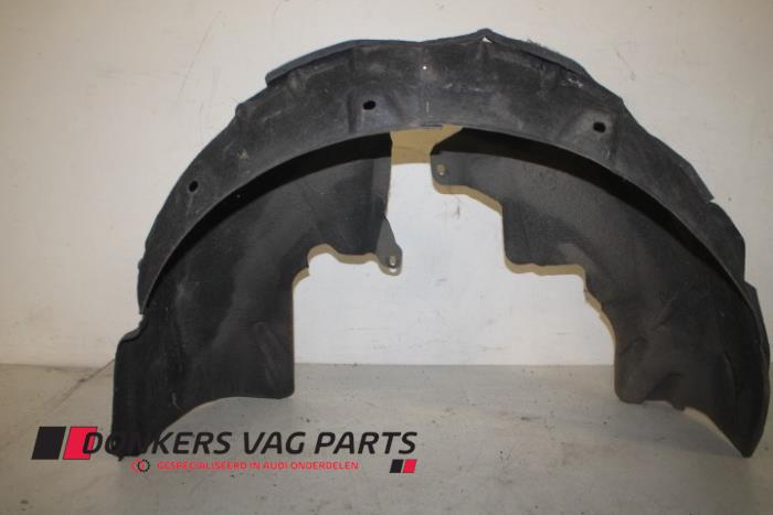 Używane Nadkole Audi A7 Sportback (4GA/4GF) 3.0 TDI Clean Diesel V6 24V Quattro Cena € 35,00 Procedura marży oferowane przez Donkers VAG Parts