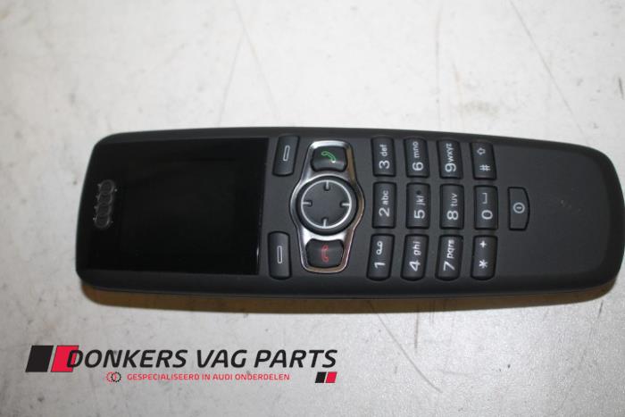 Używane Telefon Audi S8 (D4) 4.0 Plus V8 TFSI 32V Cena € 50,00 Procedura marży oferowane przez Donkers VAG Parts