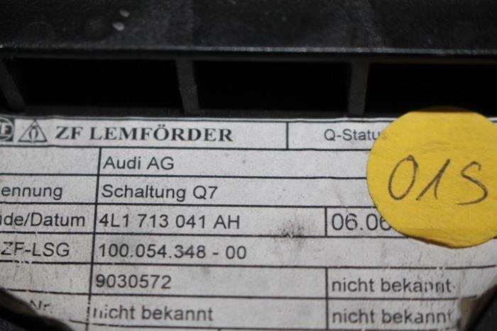 Schaltstange van een Audi Q7