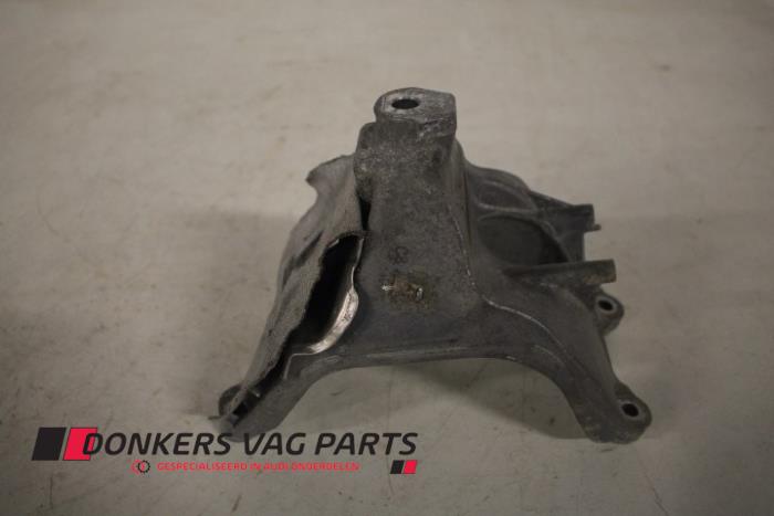 Used Engine mount Audi A4 Avant (B9) 2.0 TFSI 16V Price € 25,00 Margin scheme offered by Donkers VAG Parts