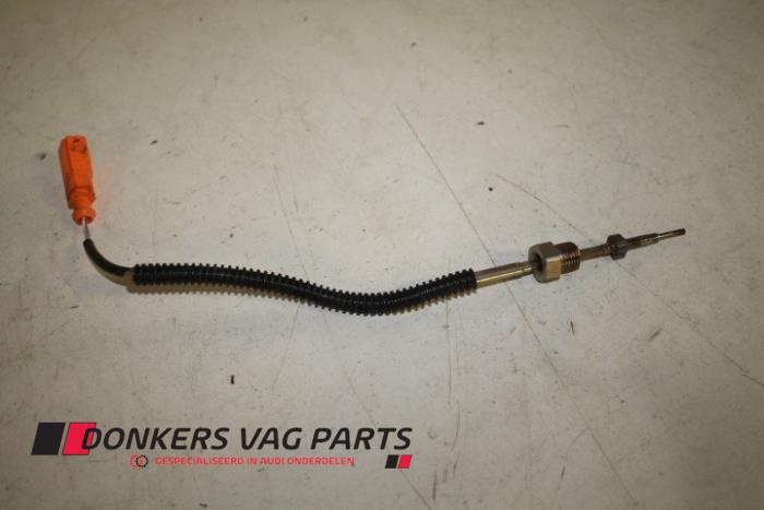 Usagé Sensor température d’échappement Audi A7 Sportback (4GA/4GF) 3.0 TDI V6 24V Prix € 40,00 Règlement à la marge proposé par Donkers VAG Parts
