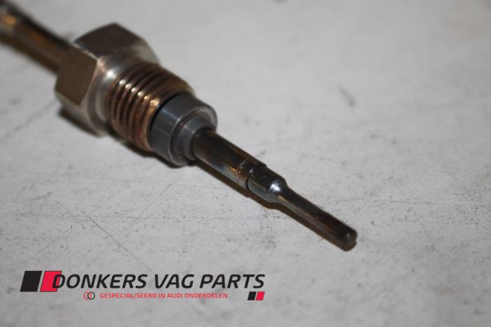 Usagé Sensor température d’échappement Audi A7 Sportback (4GA/4GF) 3.0 TDI V6 24V Prix € 40,00 Règlement à la marge proposé par Donkers VAG Parts