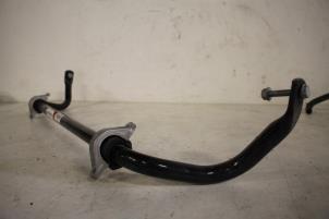 Used Front anti-roll bar Audi Q7 (4MB/4MG) 3.0 TFSI V6 24V Price € 100,00 Margin scheme offered by Autoparts Veghel