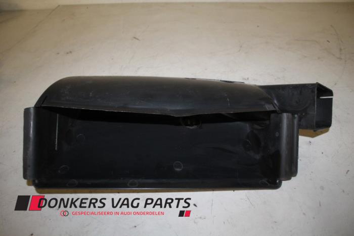 Begagnade Lufttratt Audi R8 Pris € 15,00 Marginaltabell erbjuds av Donkers VAG Parts