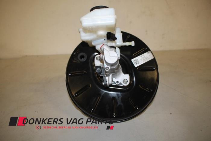Usagé Servo frein Audi Q3 (F3B) 2.0 35 TDI 16V Prix € 125,00 Règlement à la marge proposé par Donkers VAG Parts