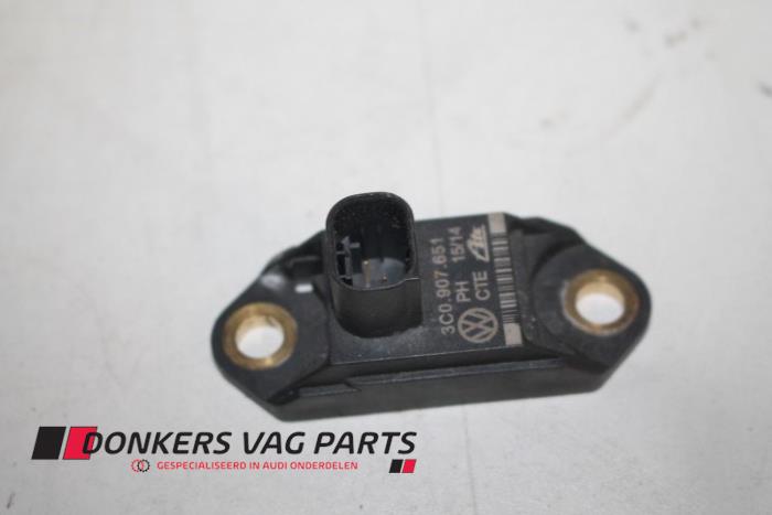 Begagnade Hastighetssensor Audi Diversen Pris € 25,00 Marginaltabell erbjuds av Donkers VAG Parts
