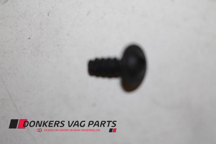 Nya Diverse Audi Diversen Pris € 1,15 Inklusive moms erbjuds av Donkers VAG Parts