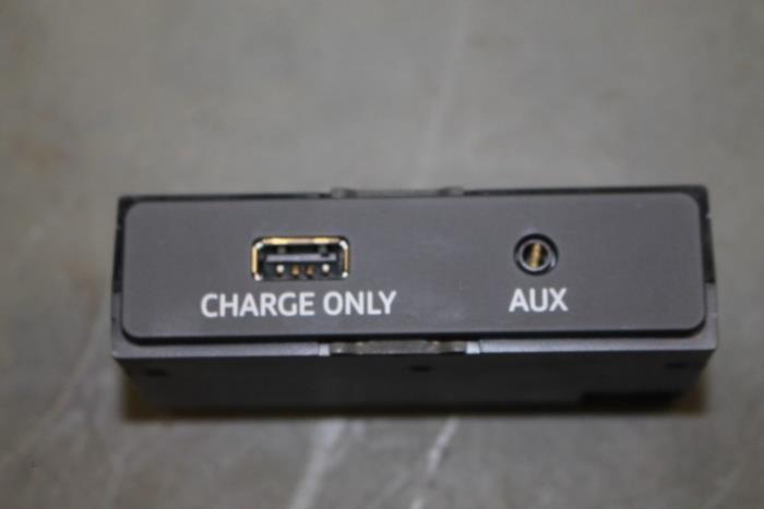 AUX / USB connection from a Audi A4