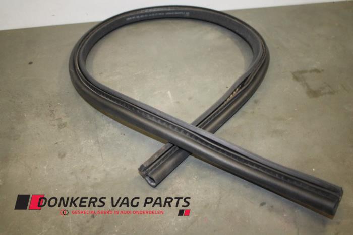 Używane Rózne Audi Q2 (GAB/GAG) 1.4 TFSI 16V Cena € 8,00 Procedura marży oferowane przez Donkers VAG Parts