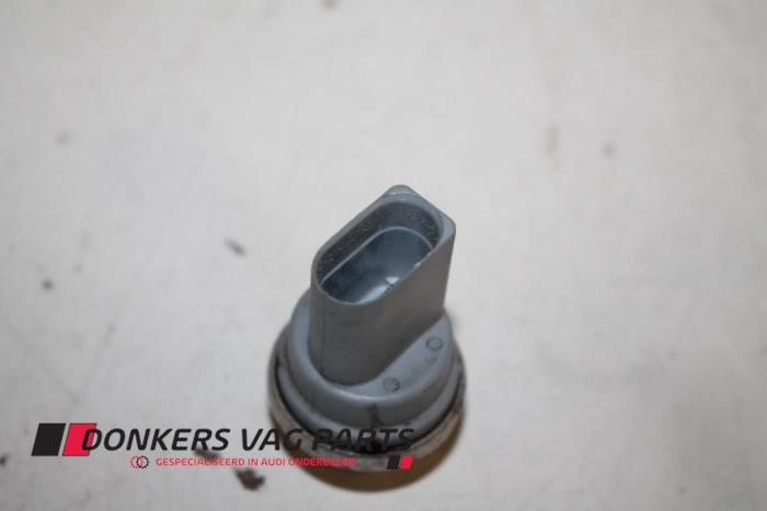 Begagnade Bränsletryckssensor Audi A4 Pris € 15,00 Marginaltabell erbjuds av Donkers VAG Parts