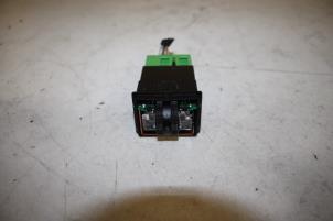 Used Seat heating switch Audi A3 Price € 20,00 Margin scheme offered by Autoparts Veghel