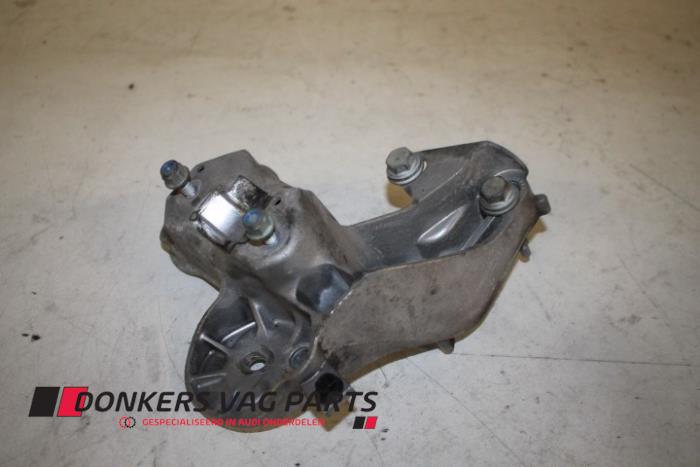 Used Engine mount Audi A6 Avant (C6) 2.0 TDI 16V Price € 15,00 Margin scheme offered by Donkers VAG Parts
