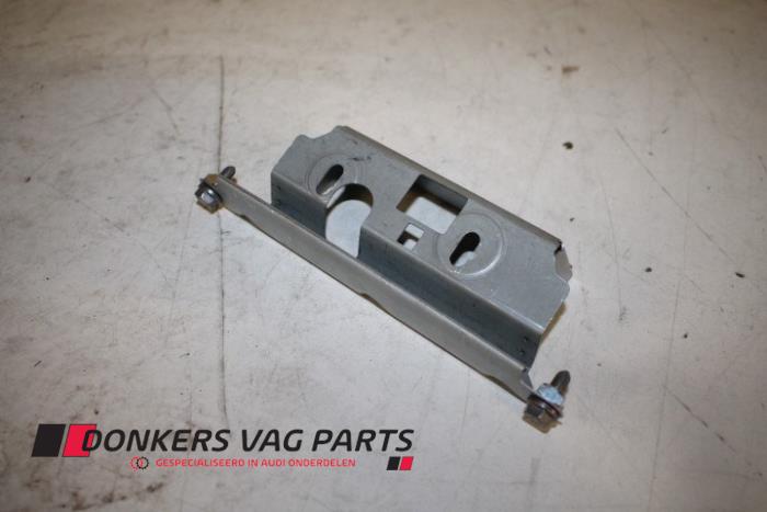 Usagé Divers Audi A5 Sportback (8TA) 2.0 TDI 16V Quattro Prix € 5,00 Prix TTC proposé par Donkers VAG Parts