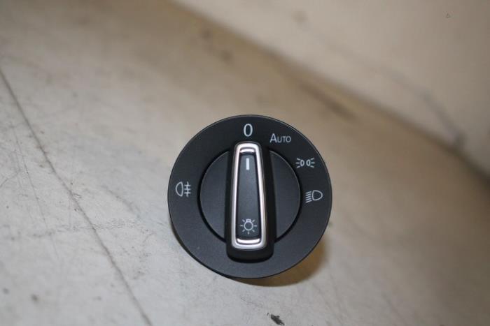 Light switch from a Volkswagen E-Golf 2018