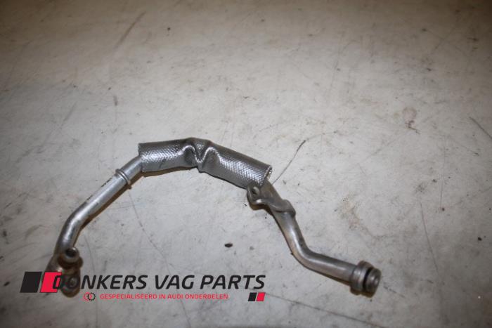 Begagnade Vattenrör Audi SQ7 (4MB/4MG) 4.0 TDI V8 32V Pris € 30,00 Marginaltabell erbjuds av Donkers VAG Parts