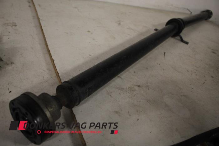 Usagé Arbre intermédiaire Audi A8 (D3) 3.0 TDI V6 24V Quattro Prix € 250,00 Règlement à la marge proposé par Donkers VAG Parts