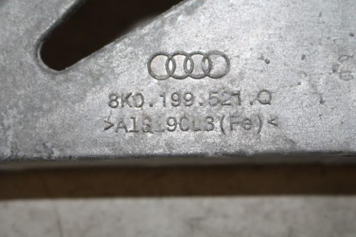 Belka przod przednia metalowa z Audi A4