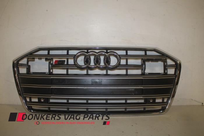 Używane Grill Audi S6 (C8) 3.0 TDI V6 24V Mild hybrid Cena € 350,00 Procedura marży oferowane przez Donkers VAG Parts