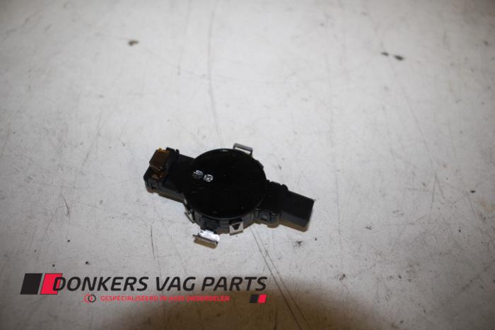 Begagnade Ljussensor Audi A5 Sportback (8TA) 2.0 TDI 16V Quattro Pris € 75,00 Inklusive moms erbjuds av Donkers VAG Parts