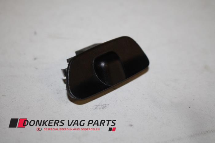 Begagnade Ljussensor Audi RS7 Sportback (4GA/4GF) 4.0 V8 TFSI Performance 32V Pris € 15,00 Marginaltabell erbjuds av Donkers VAG Parts