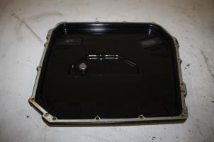 Used Gearbox cover Audi A4 Price € 75,00 Margin scheme offered by Autoparts Veghel