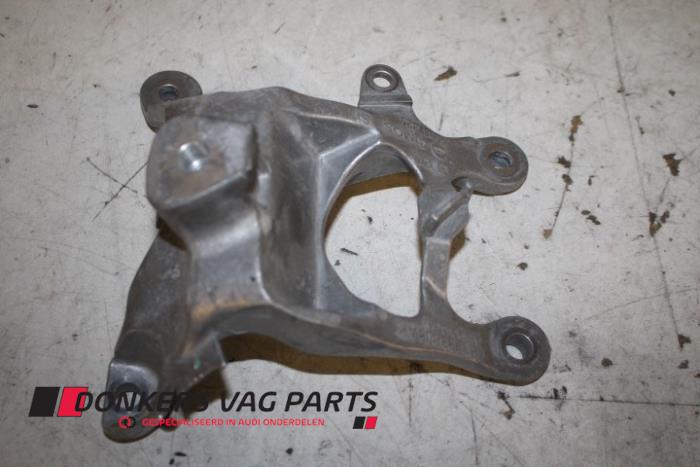 Used Engine mount Audi RS 6 Avant (C7) 4.0 V8 TFSI 32V Price € 20,00 Inclusive VAT offered by Donkers VAG Parts