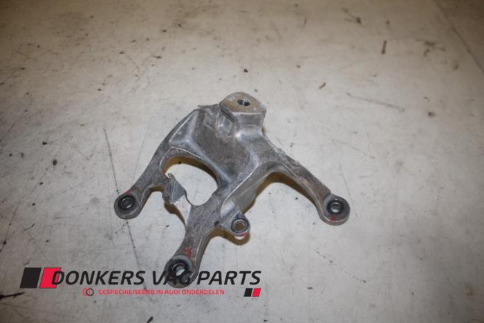 Used Engine mount Audi S8 (D4) 4.0 Plus V8 TFSI 32V Price € 20,00 Inclusive VAT offered by Donkers VAG Parts