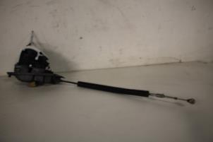 Used Gear lever Audi Q7 Price € 100,00 Margin scheme offered by Autoparts Veghel