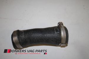 Intercooler Schlauch van een Audi A6 Allroad Quattro (C6) 3.0 TDI V6 24V 2010