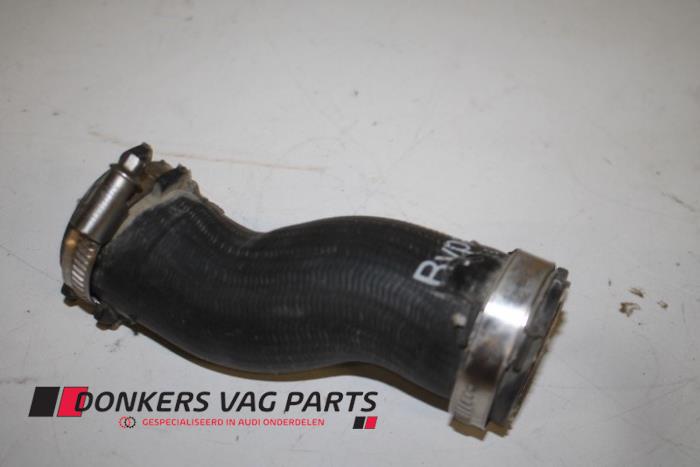 Gebrauchte Intercooler Schlauch Audi A6 Allroad Quattro (C6) 3.0 TDI V6 24V Preis € 15,00 Margenregelung angeboten von Donkers VAG Parts