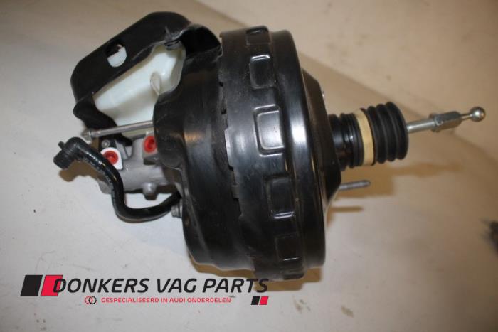 Usagé Servo frein Audi S4 Avant (B8) S4 3.0 TFSI V6 24V Prix € 121,00 Règlement à la marge proposé par Donkers VAG Parts