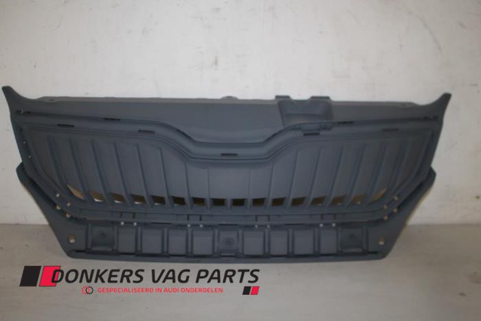 Nowe Grill Audi Rózne Cena € 115,00 Z VAT oferowane przez Donkers VAG Parts