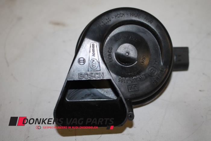 Używane Klakson Audi Q5 (8RB) 2.0 TDI 16V Quattro Cena € 20,00 Z VAT oferowane przez Donkers VAG Parts