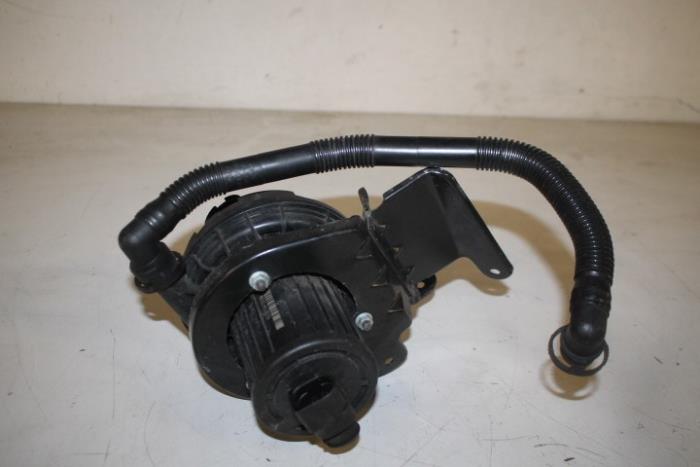 Secondary pump from a Audi A3