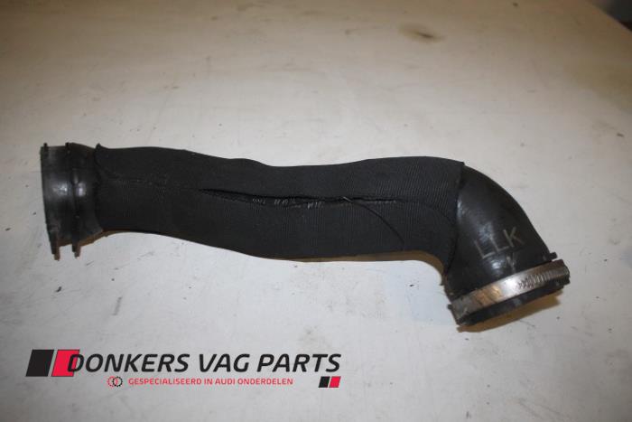 Gebrauchte Intercooler Schlauch Audi A8 (D3) 3.0 TDI V6 24V Quattro Preis € 50,00 Margenregelung angeboten von Donkers VAG Parts