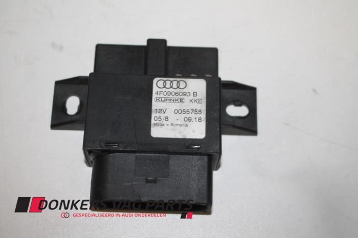 Usagé Module pompe carburant Audi A4 (B7) 2.0 TFSI 20V Prix € 35,00 Règlement à la marge proposé par Donkers VAG Parts