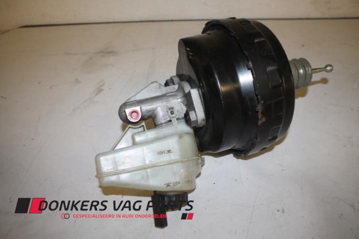 Usados Servofreno Audi A3 Sportback (8PA) 2.0 TDI 16V Precio € 75,00 Norma de margen ofrecido por Donkers VAG Parts