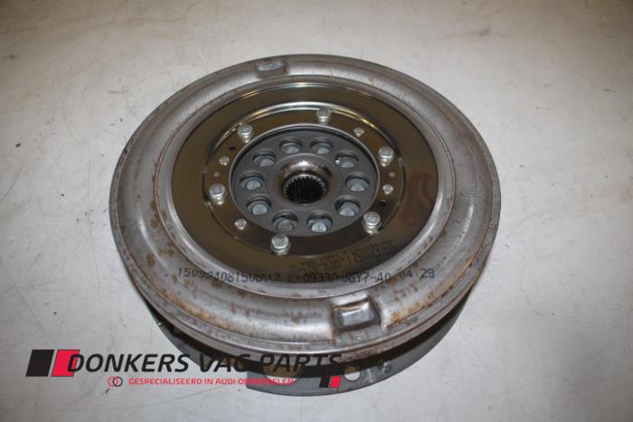 Used Flywheel Audi A5 (8T3) 2.0 TDI 16V Quattro Price € 115,00 Inclusive VAT offered by Donkers VAG Parts