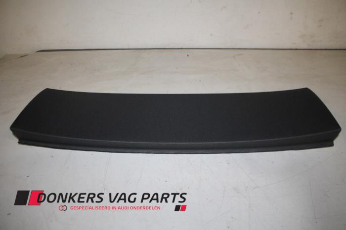 Używane Podsufitka Audi RS 4 Avant (B9) 2.9 V6 TFSI 24V Cena € 34,99 Z VAT oferowane przez Donkers VAG Parts