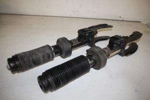 Used Shock absorber kit Audi Q7 Price € 150,00 Margin scheme offered by Autoparts Veghel