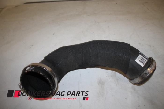 Gebrauchte Intercooler Schlauch Audi A7 Sportback (4GA/4GF) 3.0 TDI Clean Diesel V6 24V Quattro Preis € 45,00 Mit Mehrwertsteuer angeboten von Donkers VAG Parts