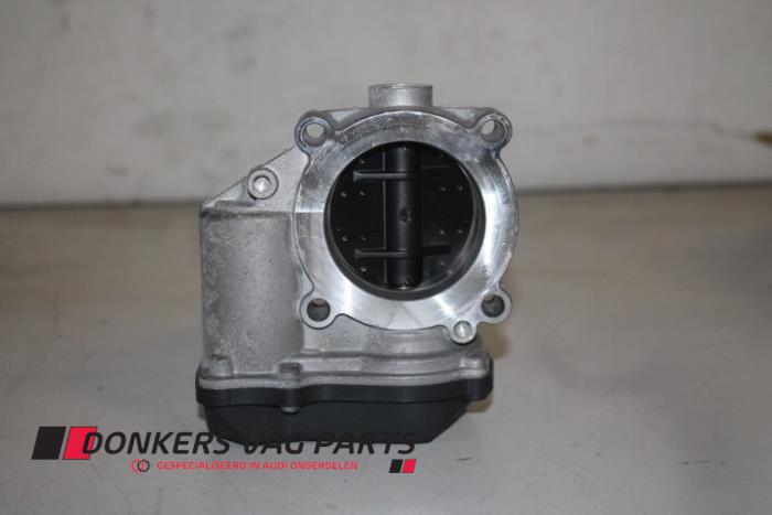 Usagé Boîtier accélérateur Audi A5 (8T3) 2.0 TFSI 16V flexible fuel Quattro Prix € 350,02 Prix TTC proposé par Donkers VAG Parts