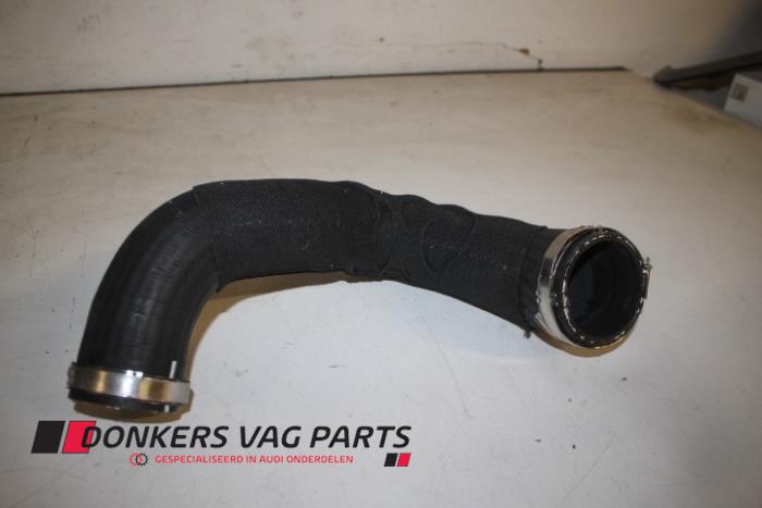Gebrauchte Intercooler Schlauch Audi A7 Sportback (4GA/4GF) 3.0 TDI Ultra V6 24V Quattro Preis € 50,00 Mit Mehrwertsteuer angeboten von Donkers VAG Parts